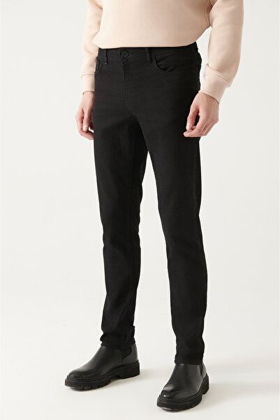 Avva Men's Black Straight Wash Stretchy Jean Pants B 003504