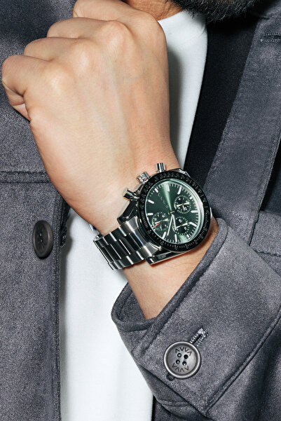 Avva Men's Silver Color Metal Box Watch B 009020