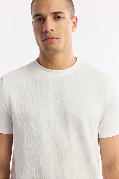 Avva Ανδρικό μπλουζάκι με λευκό λαιμόκοψη Jacquard Elastane Regular Fit T-Shirt A51Y1165