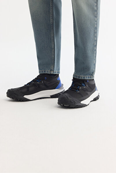 Avva Men's Black 100% Rubber Sole Water Repellent Sneaker Shoes A42Y8010