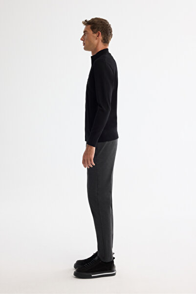 Avva Men's Black Stand Collar Zippered Front Textured Soft Touch Knitwear Regular Fit Cardigan A42Y5143