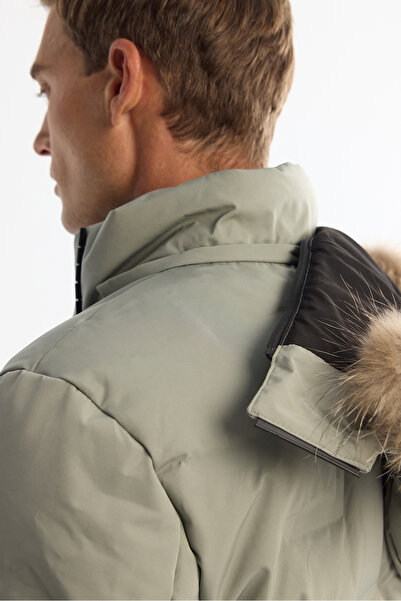 Avva Men's Nile Green Hooded Water Repellent Windproof Goose down Puffer Comfort Fit Coat A42Y6010