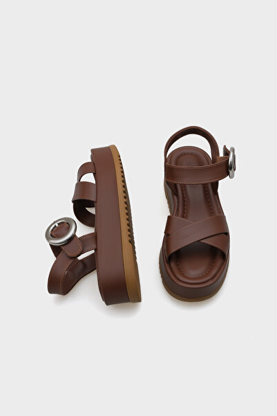 Capone Outfitters Dolly Cross Strap Comfort Buckle Wedge Heeled Women's Sandals