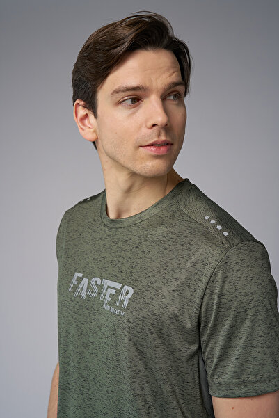 bilcee Чоловіча зелена тренувальна футболка 3951