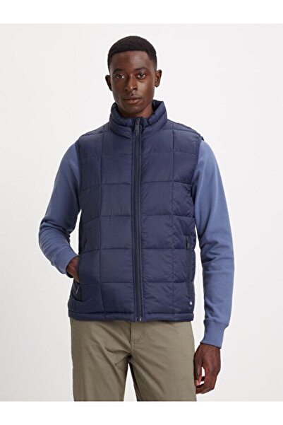 Dockers Nylon Lightweight Quilted Yelek