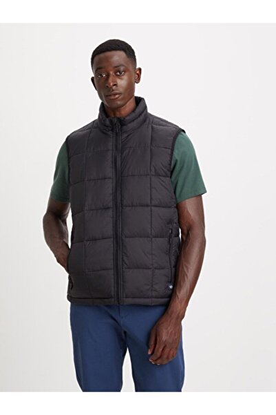 Dockers Nylon Lightweight Quilted Yelek