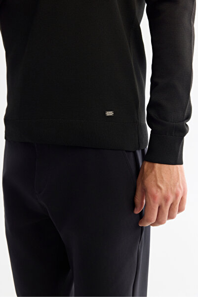 Avva Men's Black Zippered Polo Neck Color Block Knitwear Regular Fit Sweater A42Y5030