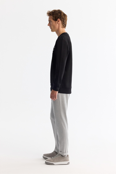 Avva Ανδρικό φούτερ με λαιμόκοψη μαύρο βαμβακερό εμπριμέ ελαστάνη Regular Fit A42Y1258