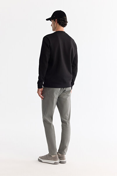 Avva Men's Black Crew Neck Easy-Iron Cotton Regular Fit Sweatshirt A42Y1270