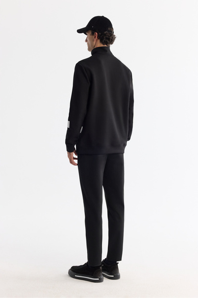 Avva Ανδρικό φούτερ με μαύρο γιακά από βαμβακερό ελαστάνη με στάμπα κανονικής εφαρμογής A42Y1202