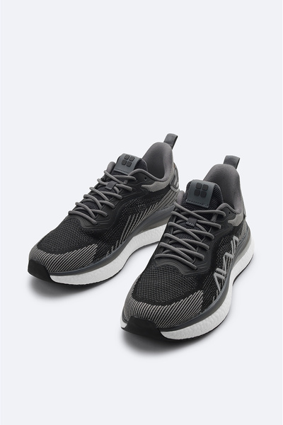 Avva Black Flexible Sole Men's Sneakers - A41y8027