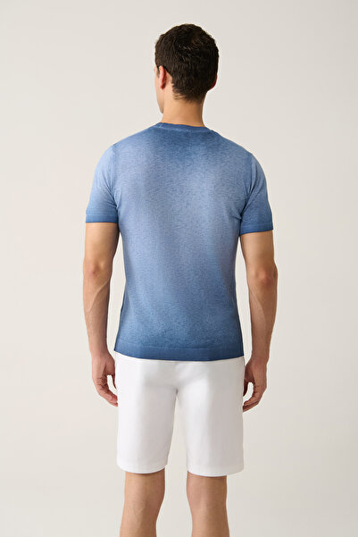 Avva Ανδρικό μπλουζάκι με εφέ βαφής με λαιμόκοψη Indigo, πλεκτό με κανονική εφαρμογή A41Y5115