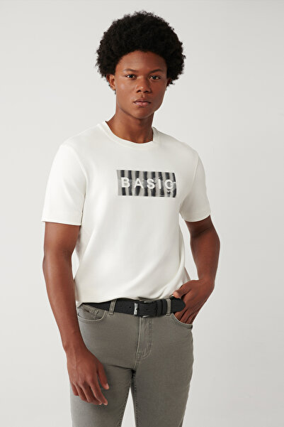 Avva Ανδρικό μπλουζάκι με λευκό μαλακό αφή με ολόγραμμα με λαιμόκοψη και κανονική εφαρμογή A41Y1335