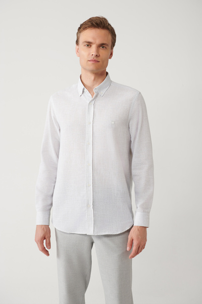 Avva Hellgraues Herrenhemd mit Knopfkragen aus Baumwolle in regulärer Passform A41Y2130