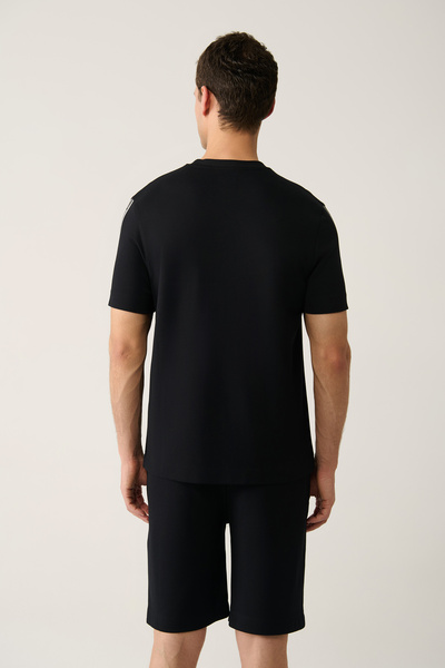 Avva Ανδρικό μπλουζάκι με στάμπα με λαιμόκοψη μαύρο Soft Touch A41Y1327