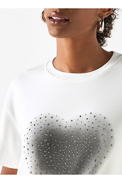 2Xtremz Embellished Round Neck T-shirt With Short Sleeves