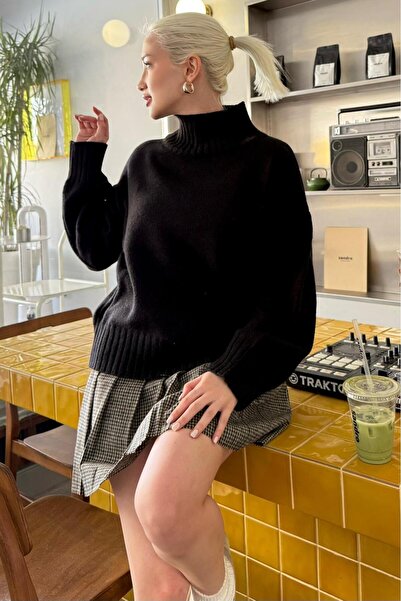 Madmext Black High-Necked Women's Knit Sweater Mg2535