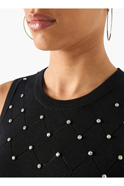 2Xtremz Embellished Sleeveless Top