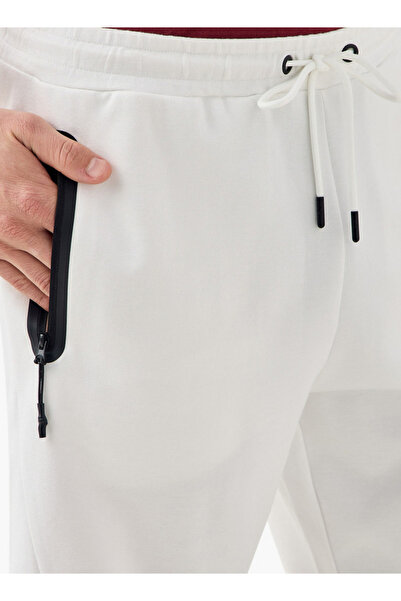 Adot Zipper Pocket Detail Shorts with Drawstring Closure