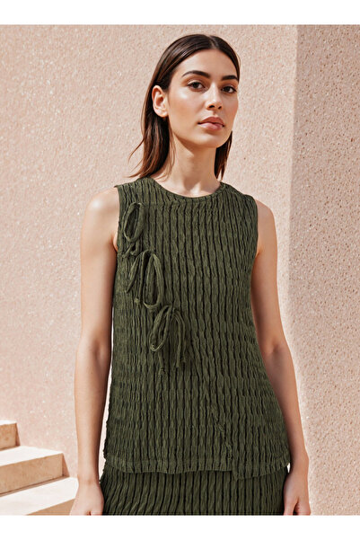 2Xtremz Textured Sleeveless Top