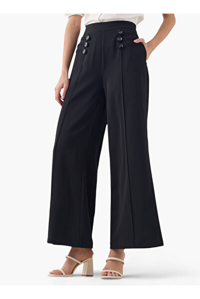 2Xtremz بنطال واسع الساق بتفاصيل أزرار مع طيات