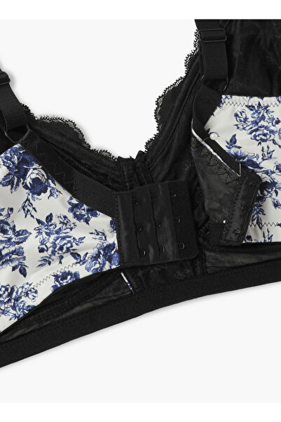 Aadaraya Floral Print Laced Bra with Hook and Eye Closure