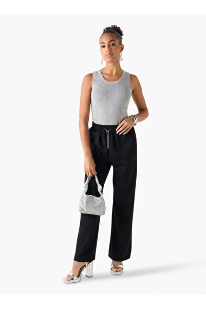 2Xtremz 2Xtremz Embellished Sleeveless Tank Top with Round Neck