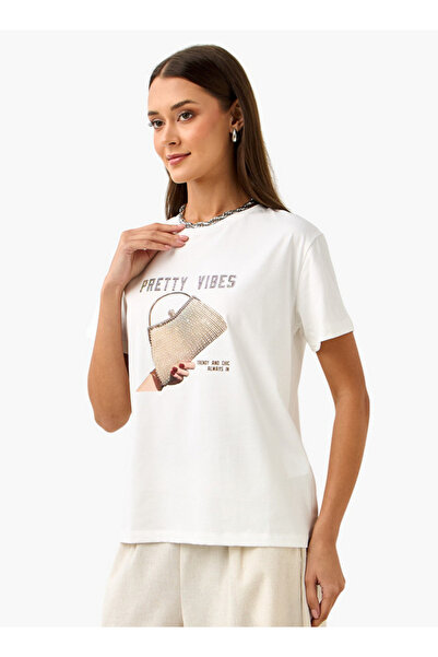 2Xtremz Embellished T-shirt with Round Neck