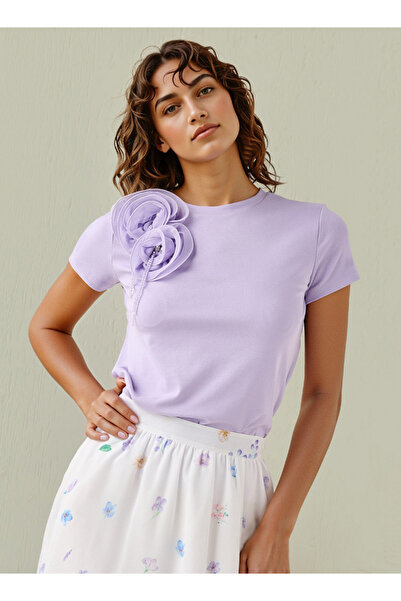 2Xtremz 2Xtremz Floral Applique T-shirt with Crew Neck