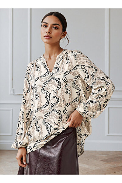 FAV Regular Fit Viscose Top with All-Over Print