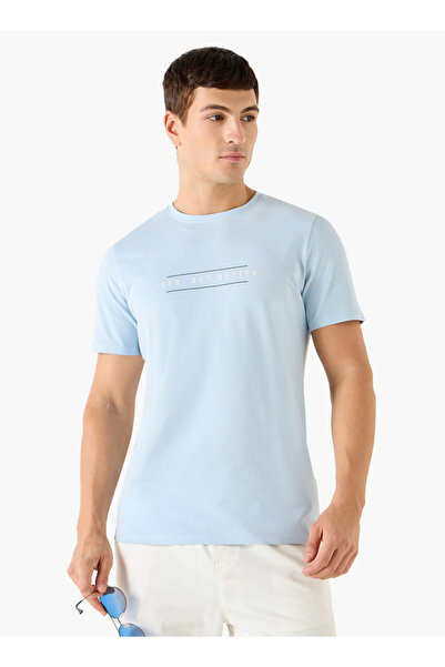 Iconic تي شيرت بطبعة شعار ورقبة دائرية وأكمام قصيرة