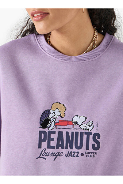 SP Characters Snoopy Print Sweatshirt with Long Sleeves and Crew Neck