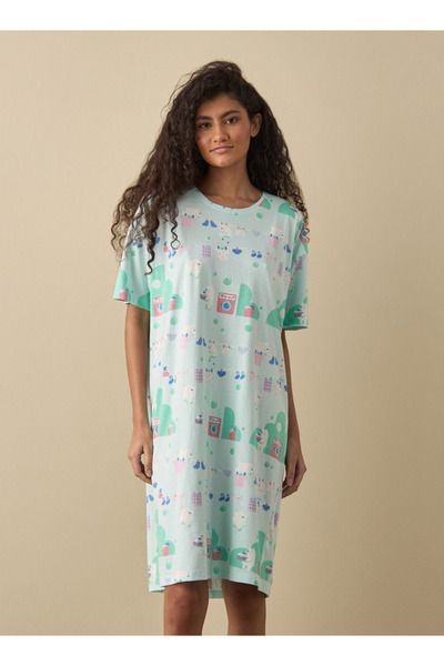 FAV قميص نوم مطبوع برقبة دائرية وأكمام قصيرة