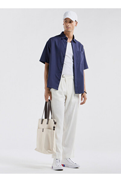 FAV Regular Fit Shirt with Collar and Short Sleeves