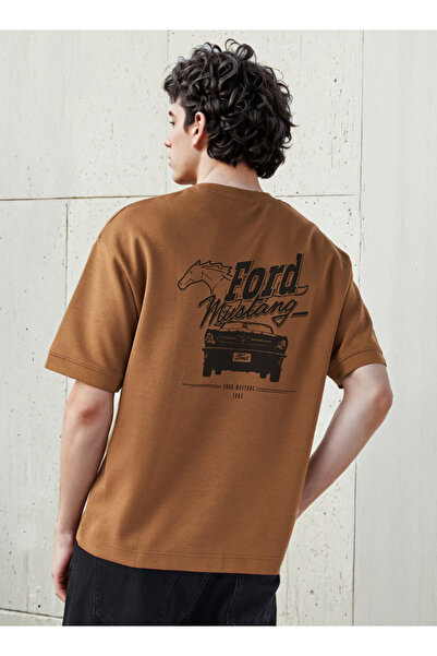 SP Characters تي شيرت عرق فورد