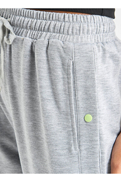 FAV Joggers with Drawstring Closure and Pockets