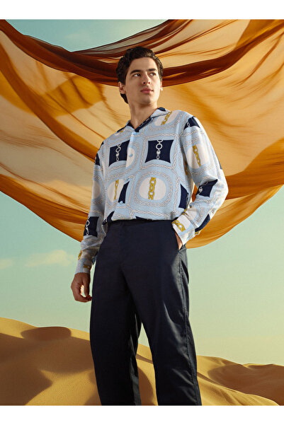 Iconic قميص مطبوع بقصّة عادية وأكمام طويلة