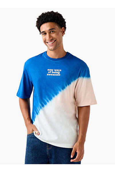 FAV تي شيرت رجالي بقصّة عادية ورقبة دائرية وأكمام قصيرة ومصبوغ بالربطة