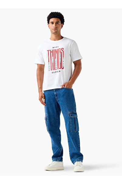 FAV Men Regular Fit Crew Neck Short Sleeves Slogan Print T-shirt