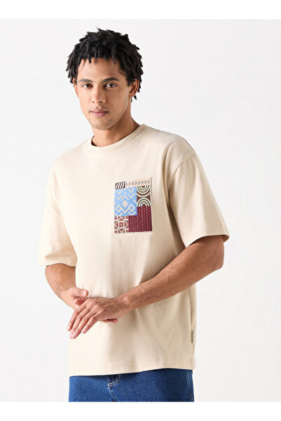 Lee Cooper تي شيرت مطرز كبير الحجم برقبة دائرية