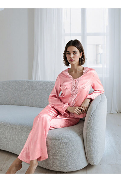 FAV طقم بيجامة جاكار مزين بالدانتيل