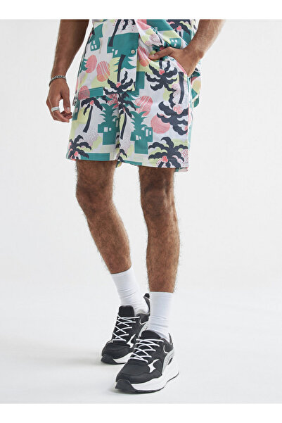 FAV All-over Print Shorts With Drawstring Closure And Pockets