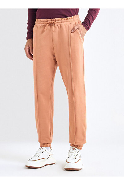 FAV Solid Regular Fit Joggers with Flexi Waistband and Pockets