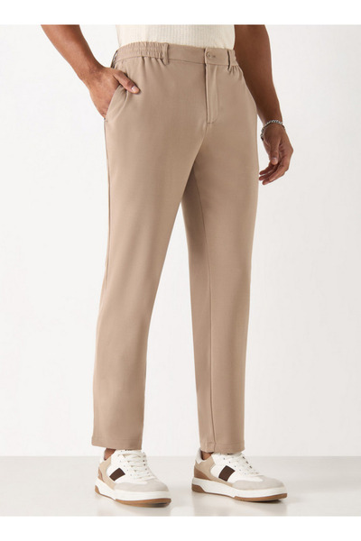 FAV بنطلون مريح بخصر مرن مع زر للإغلاق