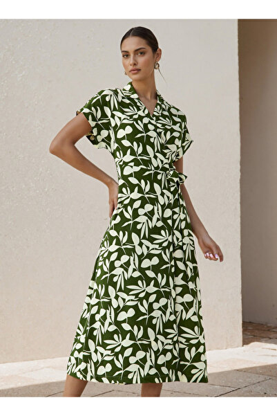 FAV فستان نسائي ملفوف بطبعة أوراق الشجر مع تفاصيل ربطة عنق