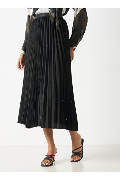 Iconic تنورة ميدي مزينة بثنيات على شكل حرف A