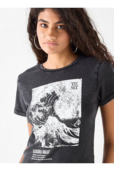 SP Characters The Met Graphic Print Crew Neck T-shirt with Short Sleeves