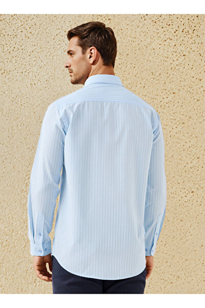 FAV Regular Fit Striped Collared Dobby Shirt with Long Sleeves