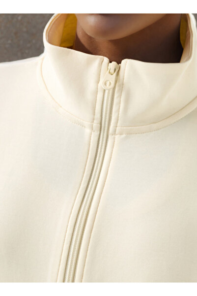 FAV Regular Fit Sweatshirt with Pockets