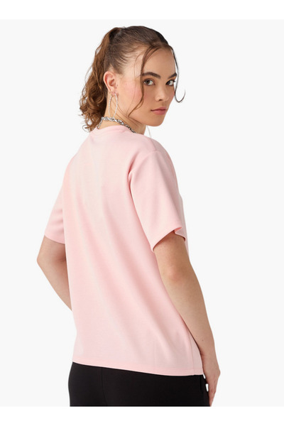 SP Characters تي شيرت بطبعة ميكي وميني ماوس بأكمام قصيرة وياقة دائرية